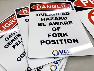Traffic & Parking Signs Photo